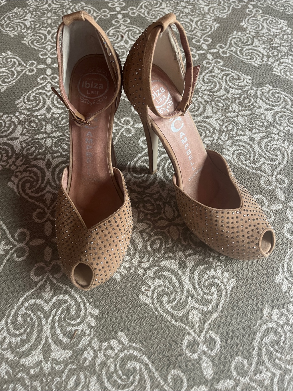 Jeffrey Campbell Midler Nude “Suede”Sparkle Pump. Women’s 8.5.
